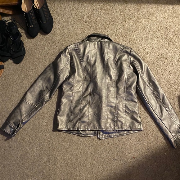Grey leather jacket - Picture 2 of 2